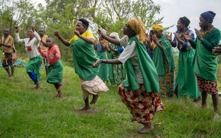 Uganda cultural dance – authentic African heritage tour with Crane Adventure Safaris