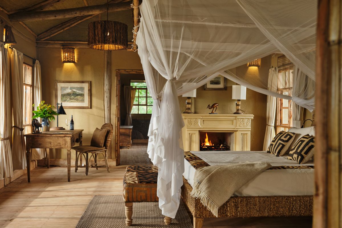 Luxury safari lodge Uganda – premium accommodation booked by Crane Adventure Safaris