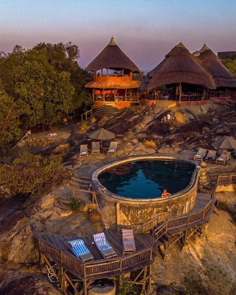 Luxury Uganda safari experience with Crane Adventure Safaris – premium lodges