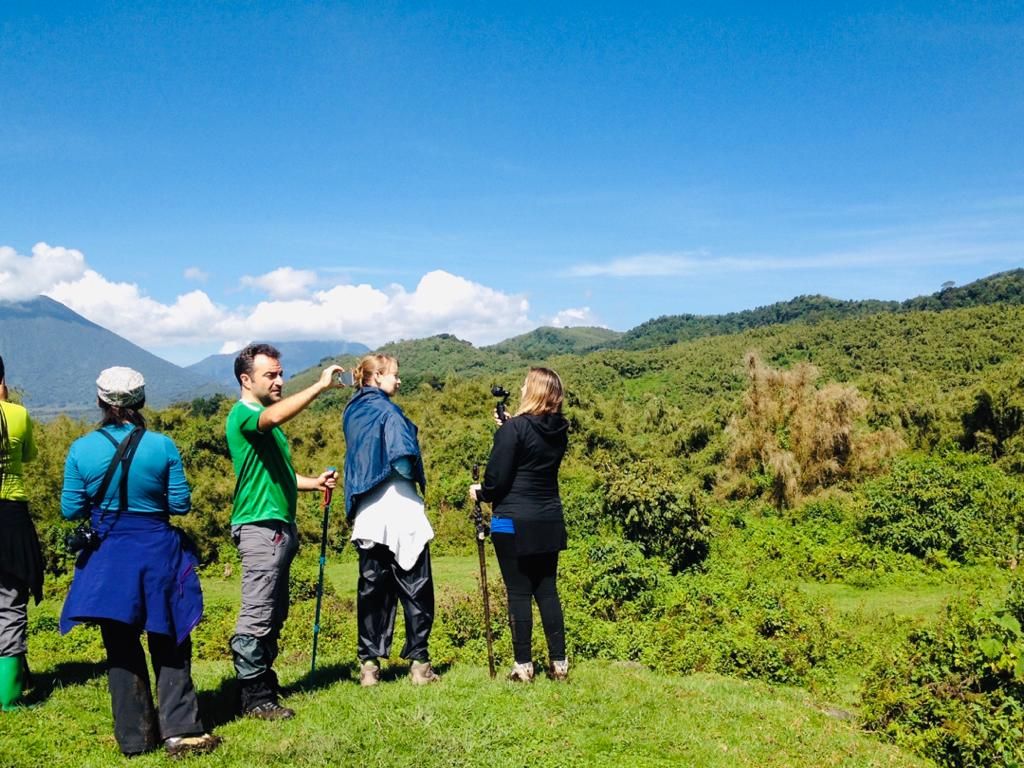 Tour guide services Uganda – English-speaking safari guide from Crane Adventure Safaris
