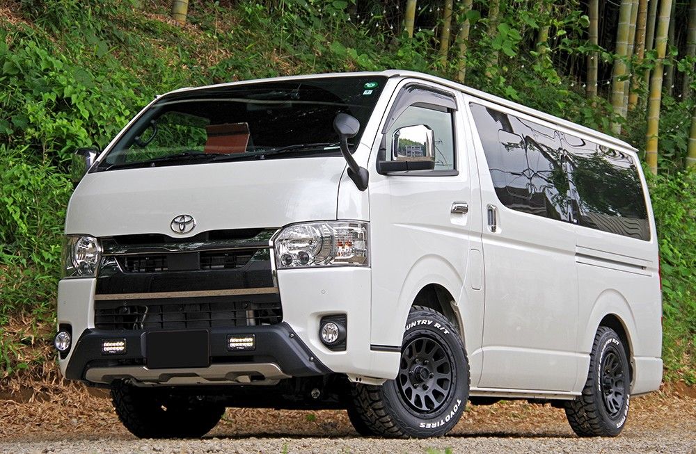 Toyota Hiace van hire Uganda – group transport rental